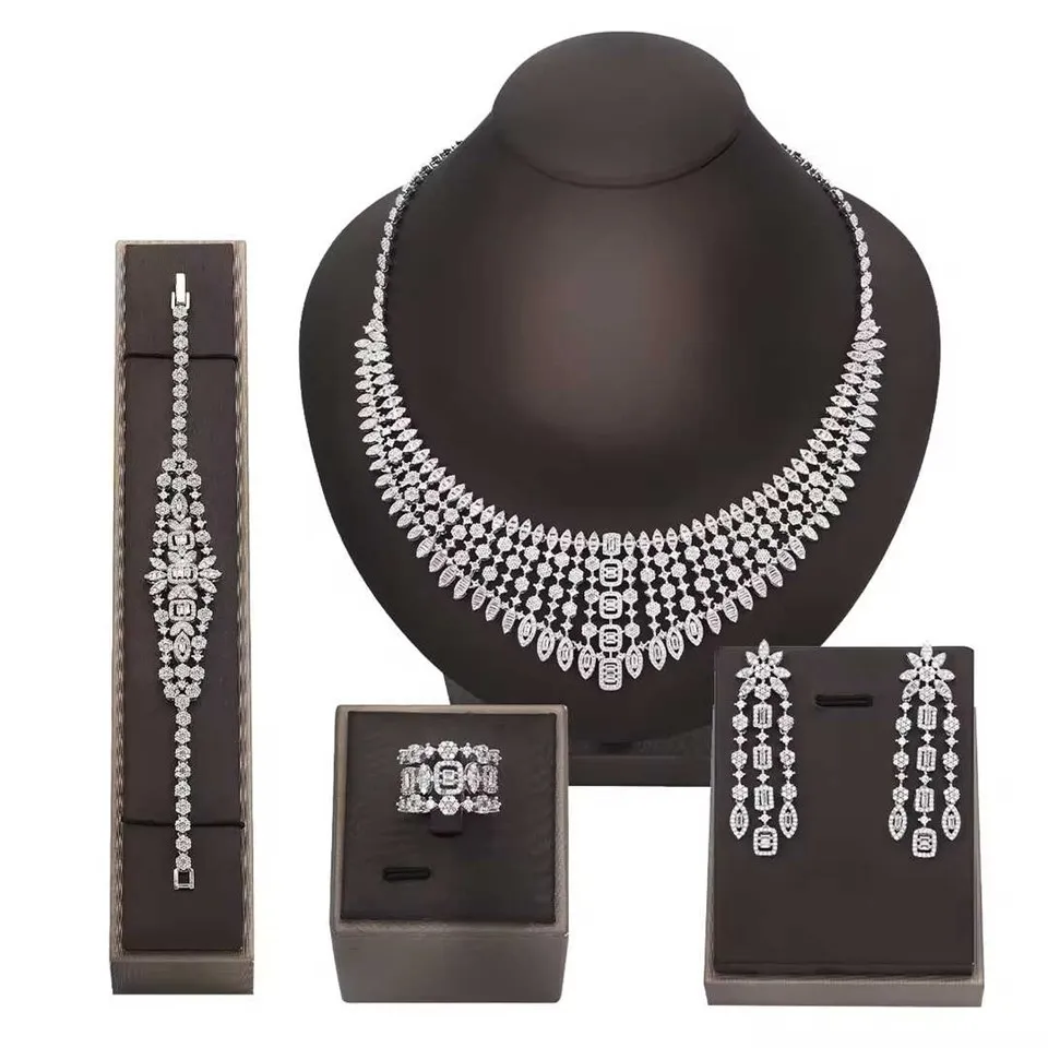 Settijiet ta 'ġojjellerija ta' tieġ tal-kristall ta 'lussu