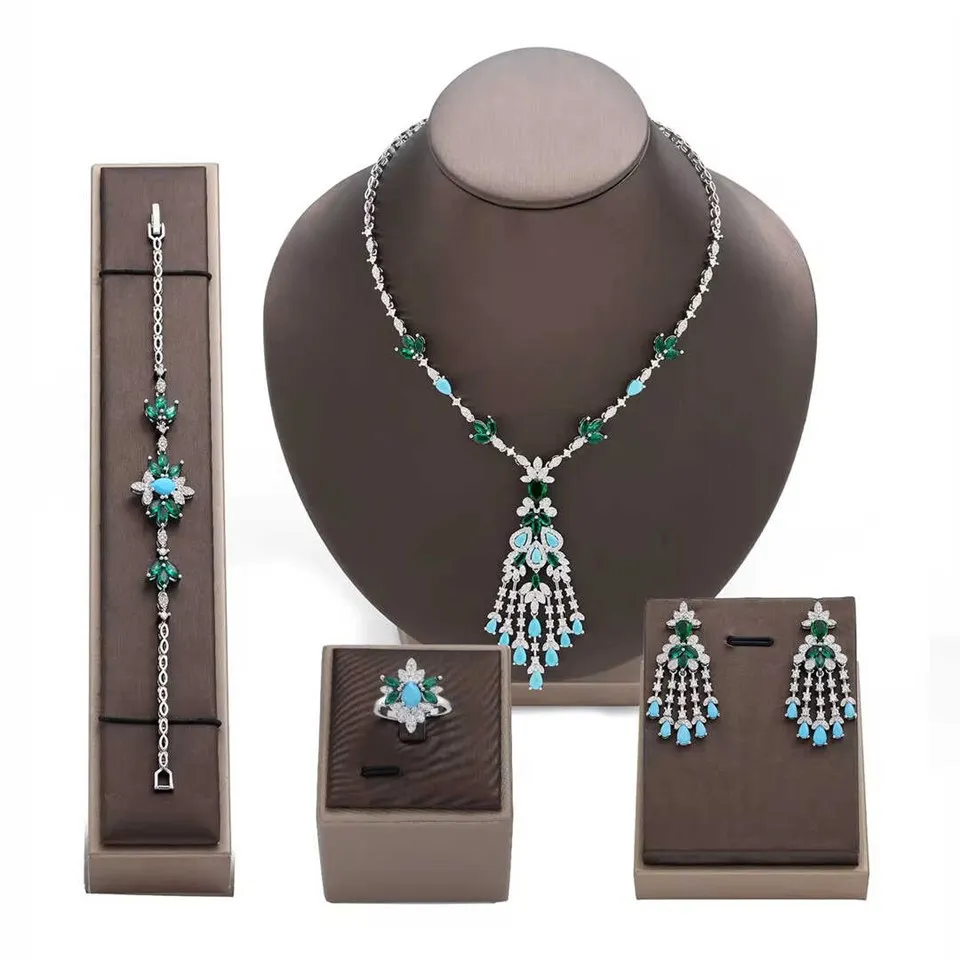 Settijiet ġodda ta 'ġojjellerija tal-fidda Sterling