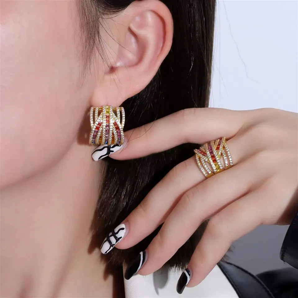 Imsielet Ċirku Żirkon Set